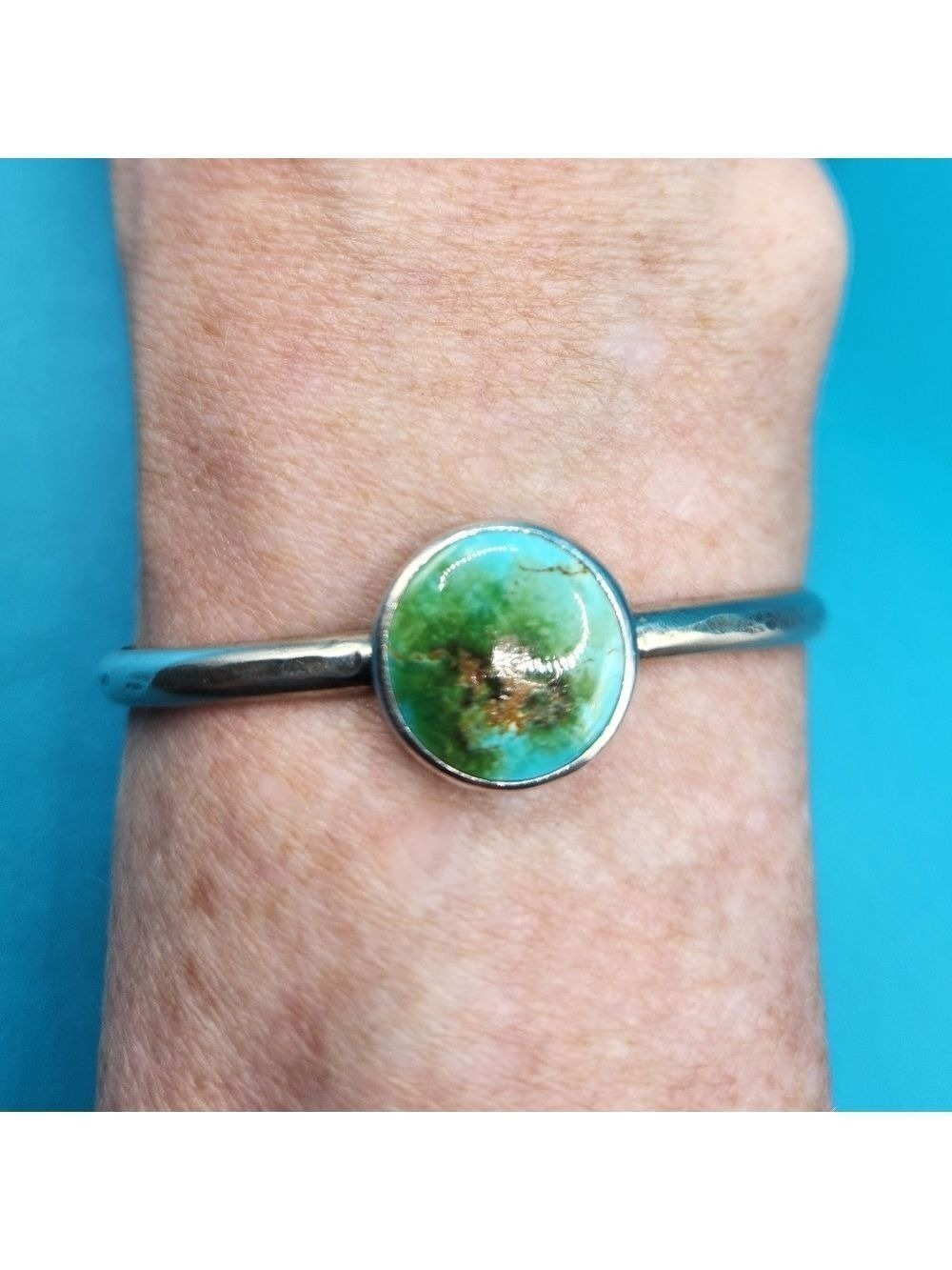 Turquoise Stone Sterling Silver Cuff - Picture 6 of 6